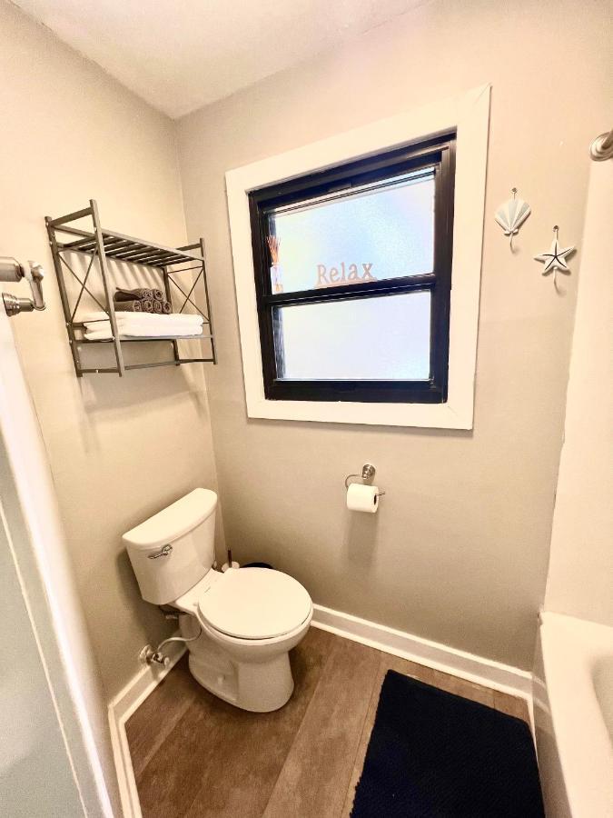 4/2 Home Close To Beach, Centrally Located! Gulfport Exterior photo